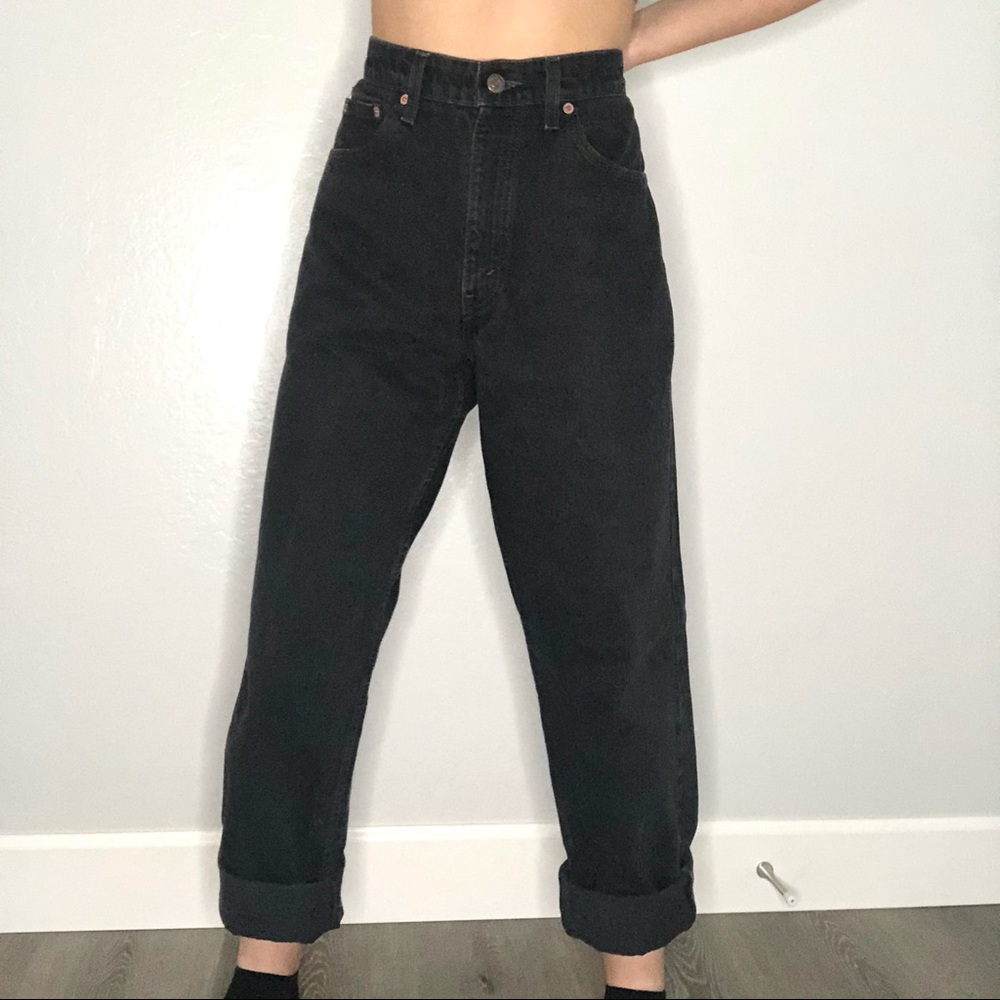 vintage 90s levi’s relaxed fit black jeans 32x34